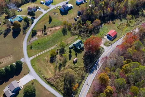 155 Hwy 3630, Tyner, KY 40486 photo 2
