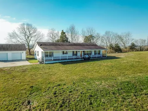 117 Caleb Ln, Paint Lick, KY 40461 photo 9