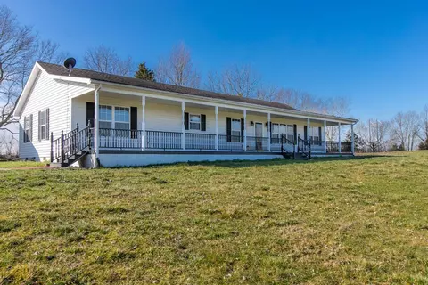 117 Caleb Ln, Paint Lick, KY 40461 photo 3
