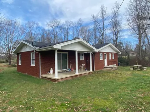 2045 Level Green Rd, Corbin, KY 40701 photo 2