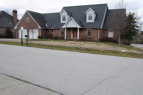 105 Paddock Ct, Frankfort, KY 40601 photo 1