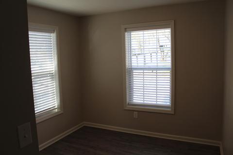 323 S Gratz St, Midway, KY 40347 photo 10