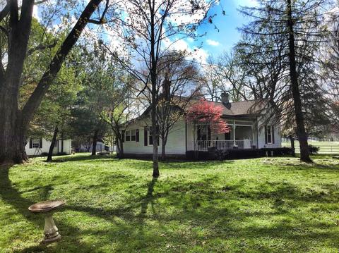 988 Spears Mill Rd, Paris, KY 40361 photo 1
