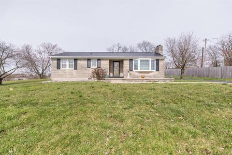 111 Murphy Dr, Mount Sterling, KY 40353 photo 2