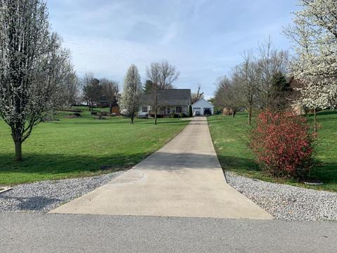 419 Locksley Ct, Georgetown, KY 40324 photo 2