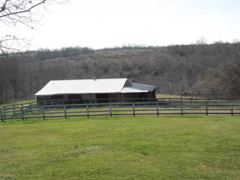 747 Maupin Rd, Lancaster, KY 40444 photo 3
