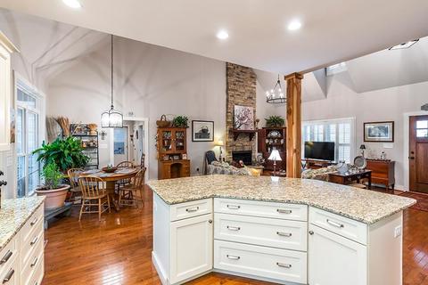 2638 Spring Station Rd, Midway, KY 40347 photo 13