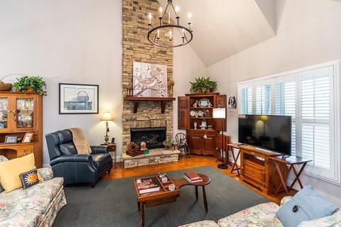 2638 Spring Station Rd, Midway, KY 40347 photo 7