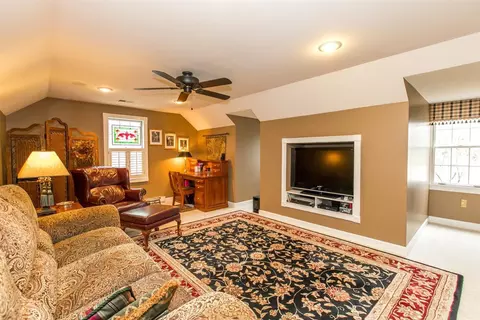 200 Farmbrook Cir, Frankfort, KY 40601 photo 27