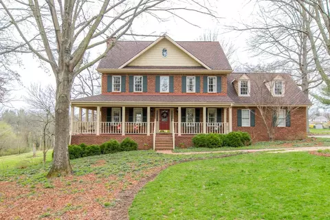 200 Farmbrook Cir, Frankfort, KY 40601 photo 1