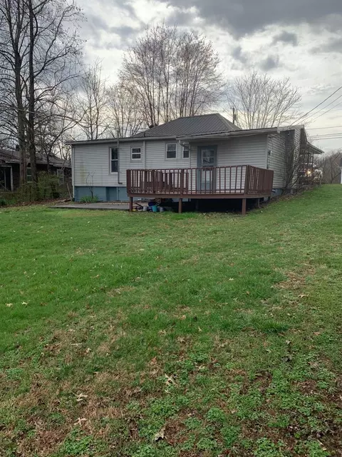 258 Cherry Ave, Corbin, KY 40701 photo 3