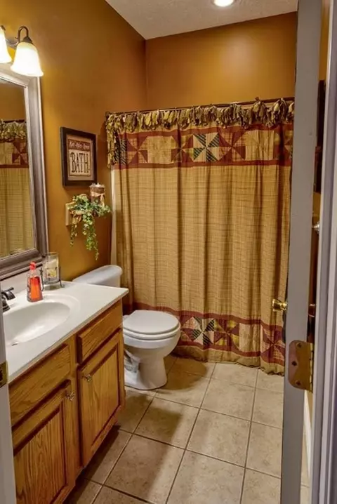 172 Clay Ave, Lancaster, KY 40444 photo 18