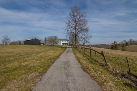 1100 Grows Mill Rd, Wilmore, KY 40390 photo 2