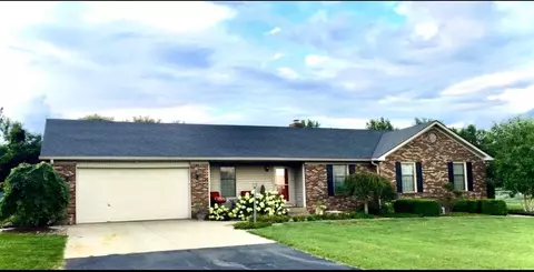 654 Sutton Ln, Lancaster, KY 40444 photo 1