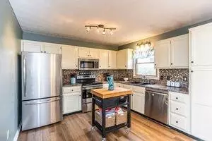 114 Cedar Dr, Berea, KY 40403 photo 5