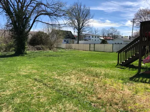 20 Baldwin St, Berea, KY 40403 photo 5