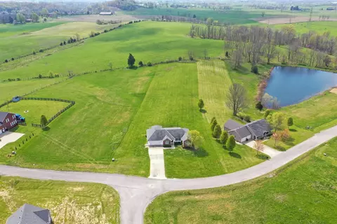 820 Cleo Ave, Lancaster, KY 40444 photo 18