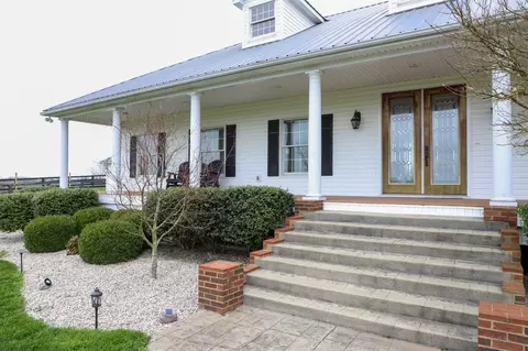 948 High Bridge Rd, Lancaster, KY 40444 photo 2