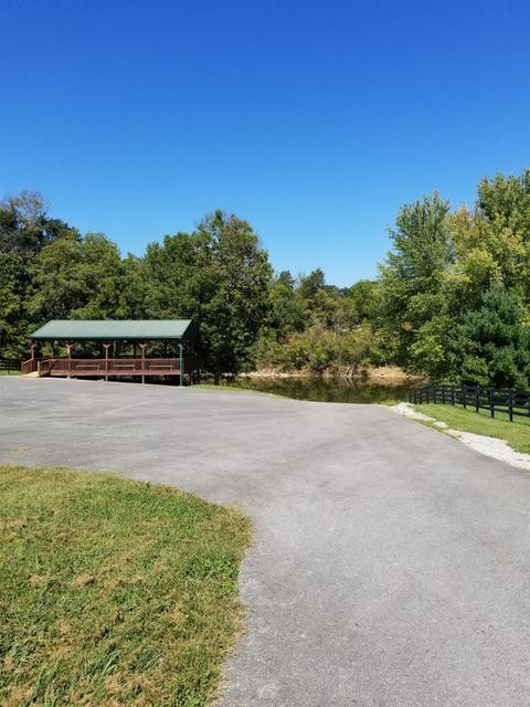 111 Lakeside Dr, Lancaster, KY 40444 photo 5
