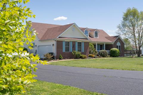 166 Clay Ave, Lancaster, KY 40444 photo 4