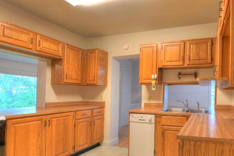 223 Lyons Ave, Morehead, KY 40351 photo 3