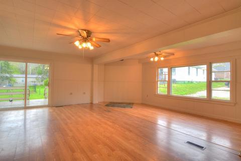 223 Lyons Ave, Morehead, KY 40351 photo 6