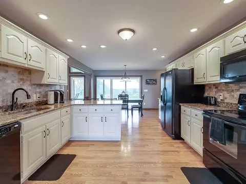 68 Donna Dr, Lancaster, KY 40444 photo 12