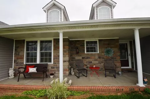 905 Cleo Ave, Lancaster, KY 40444 photo 6