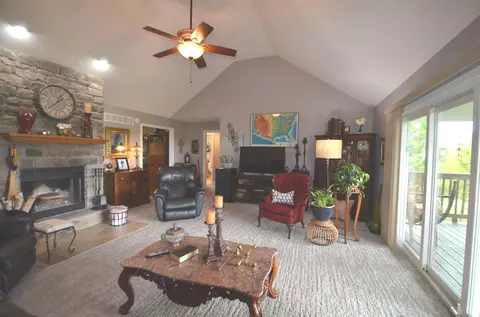 905 Cleo Ave, Lancaster, KY 40444 photo 33