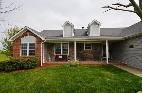 905 Cleo Ave, Lancaster, KY 40444 photo 5