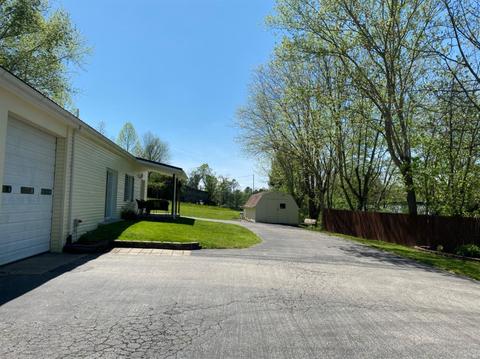223 E Cardinal Ln, Clearfield, KY 40313 photo 9