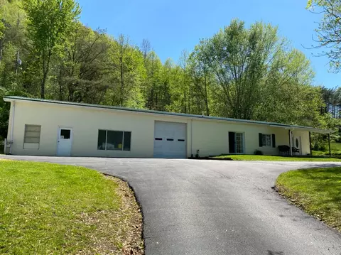 223 E Cardinal Ln, Clearfield, KY 40313 photo 6