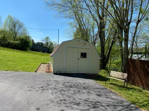 223 E Cardinal Ln, Clearfield, KY 40313 photo 35