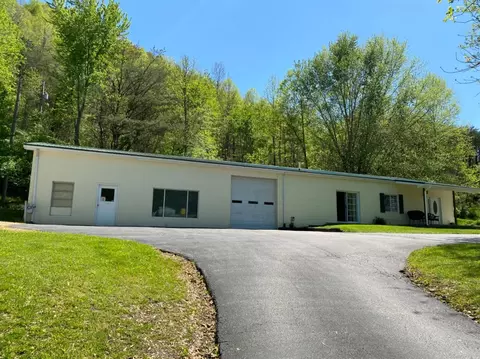 223 E Cardinal Ln, Clearfield, KY 40313 photo 5
