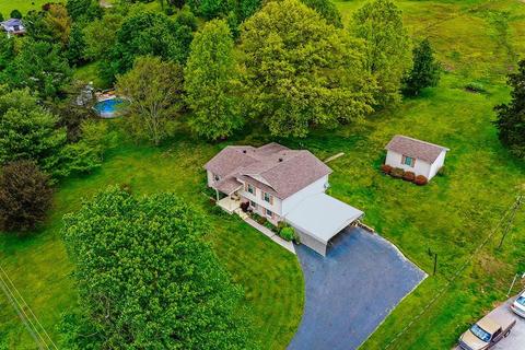 103 Goldenhead Dr, Berea, KY 40403 photo 2
