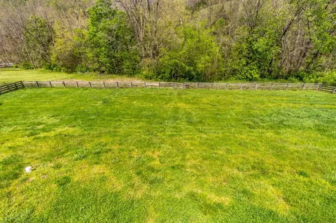 300 View Point Dr, Richmond, KY 40475 photo 15