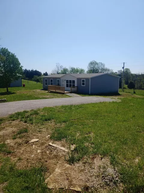 1326 Casey Mill Rd, Berry, KY 41003 photo 2