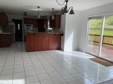 500 Hickory Dr, Morehead, KY 40351 photo 12