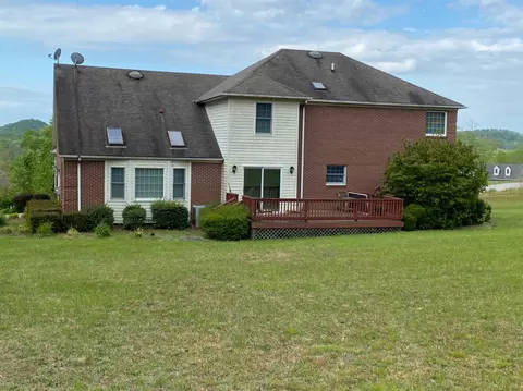 500 Hickory Dr, Morehead, KY 40351 photo 9