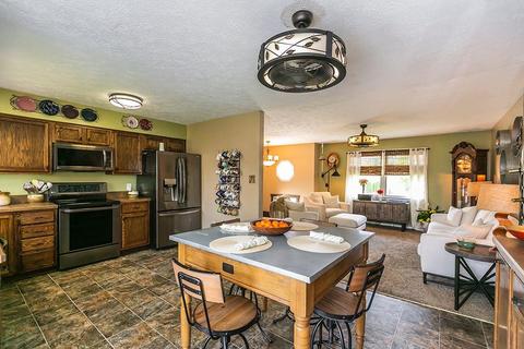 103 Rose Ct, Berea, KY 40403 photo 8