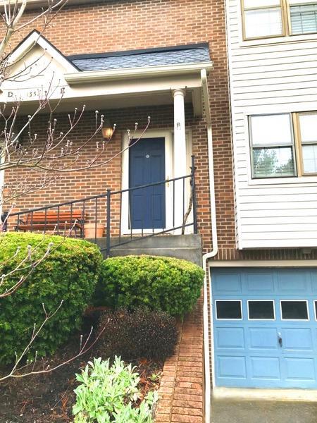 1332 Gray Hawk #E, Lexington, KY 40502 photo 2