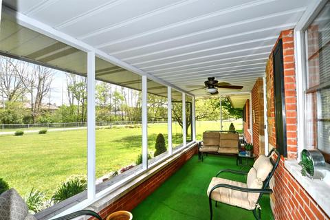 10 Valley Rd, Morehead, KY 40351 photo 2