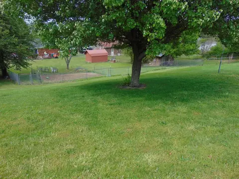 123 Circle Dr, Richmond, KY 40475 photo 8