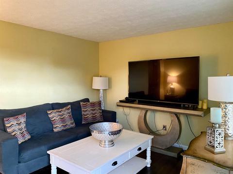 215 Static Rd, Paris, KY 40361 photo 2