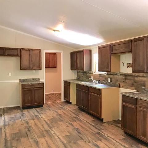 407 Bourbon Holw, Grayson, KY 41143 photo 4