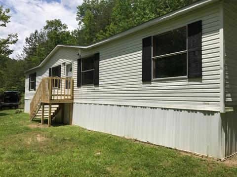407 Bourbon Holw, Grayson, KY 41143 photo 2