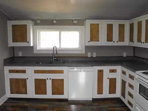 401 E Main St, Burgin, KY 40310 photo 5