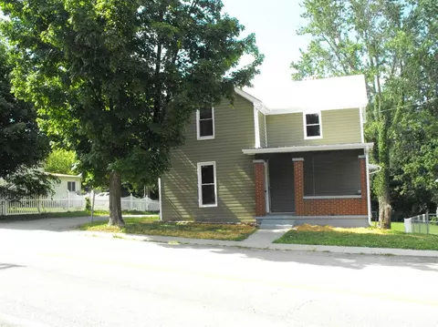 401 E Main St, Burgin, KY 40310 photo 1