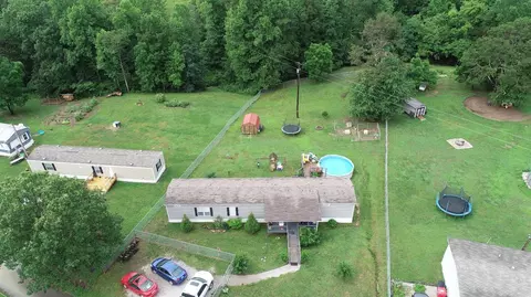 609 Joe Young Rd, Corbin, KY 40701 photo 2