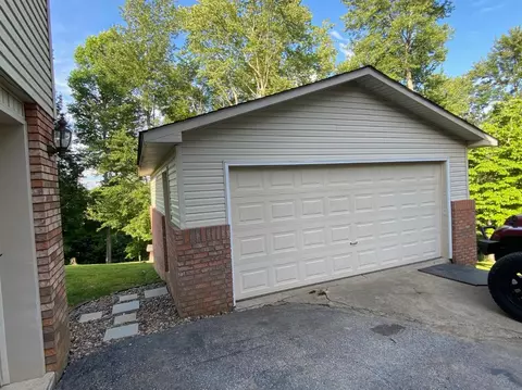162 Brookhaven Dr, Corbin, KY 40701 photo 3